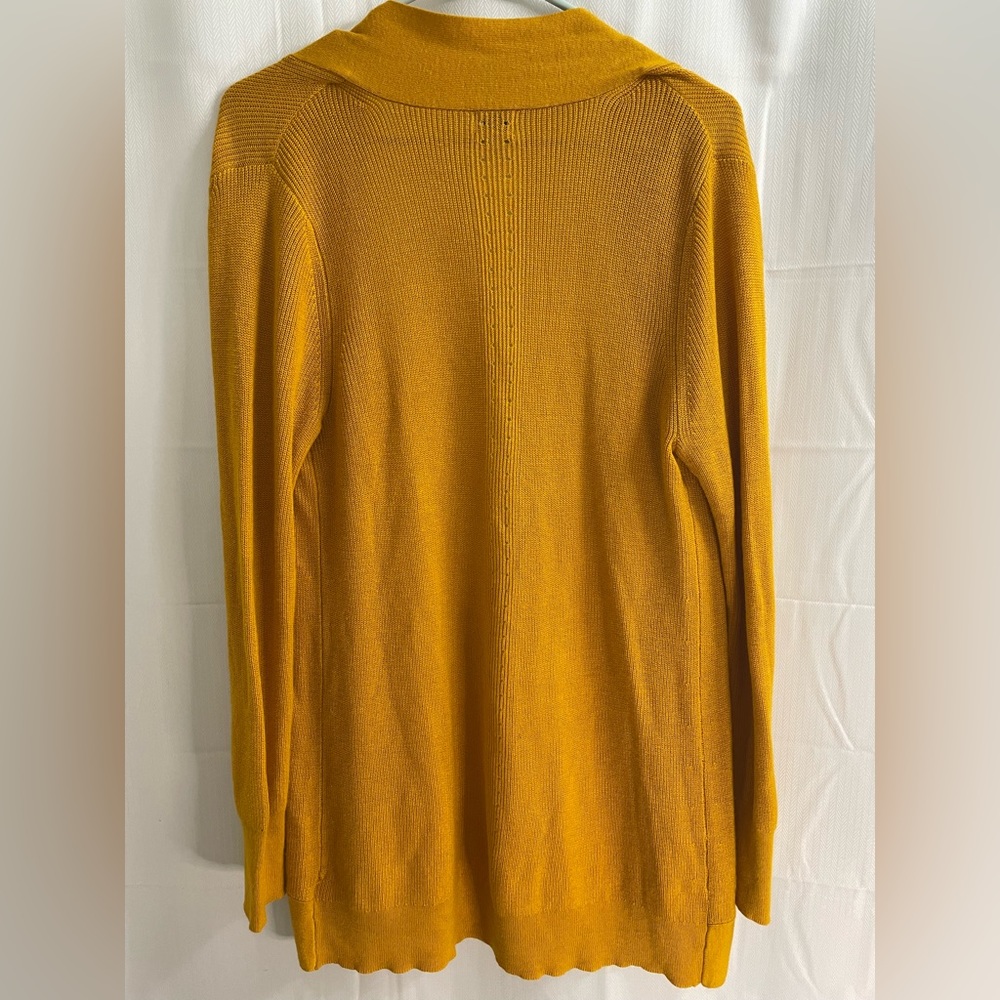 Sweater - Picture 3 of 3